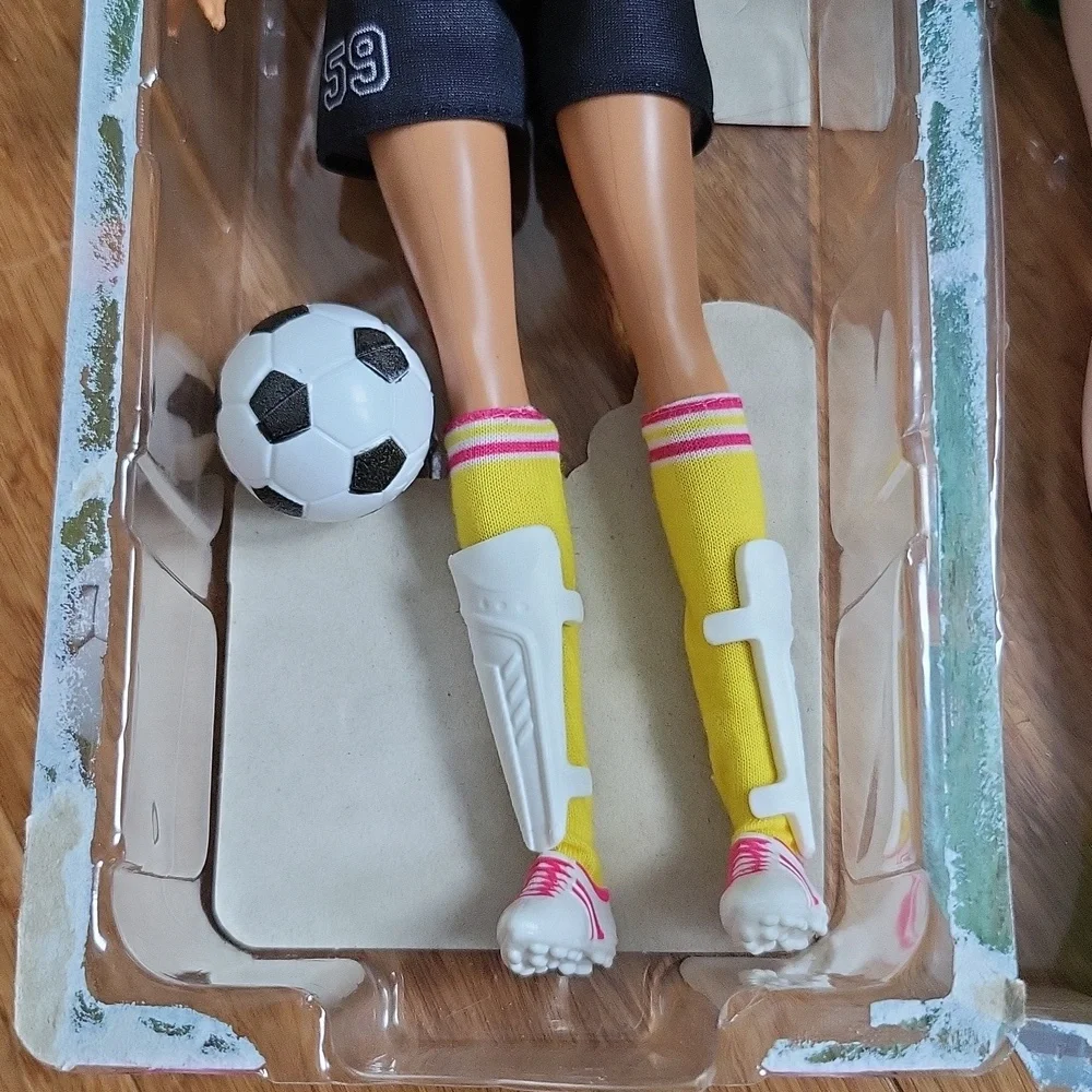 Barbies - Picture 3 of 3